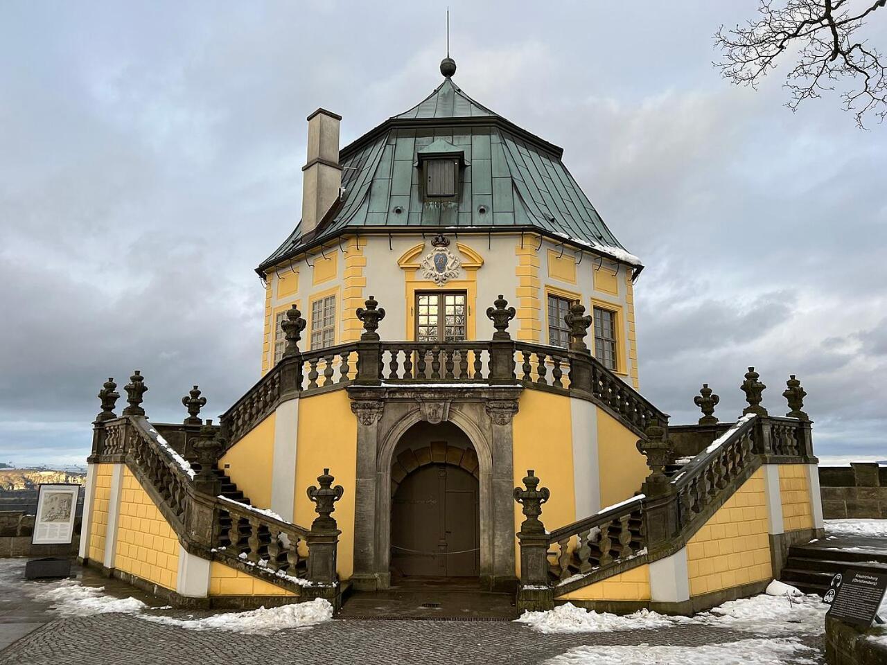 Pod Chlumem - Utulny Byt V Blizkosti Centra Decin Exterior photo